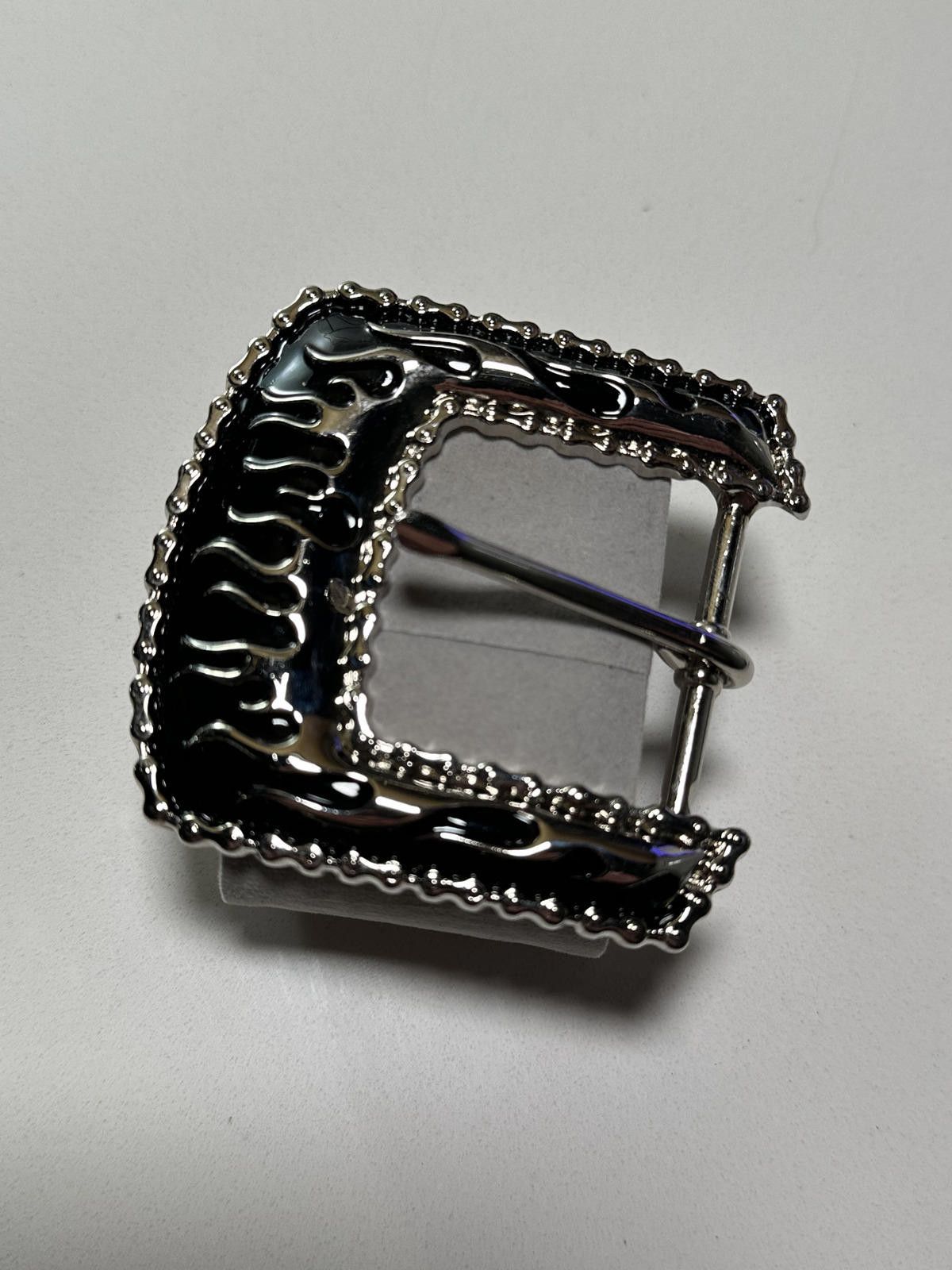 The Unbranded Brand Silver-Tone Decorative Metal Belt Buckle Size ONE SIZE - 1 Thumbnail