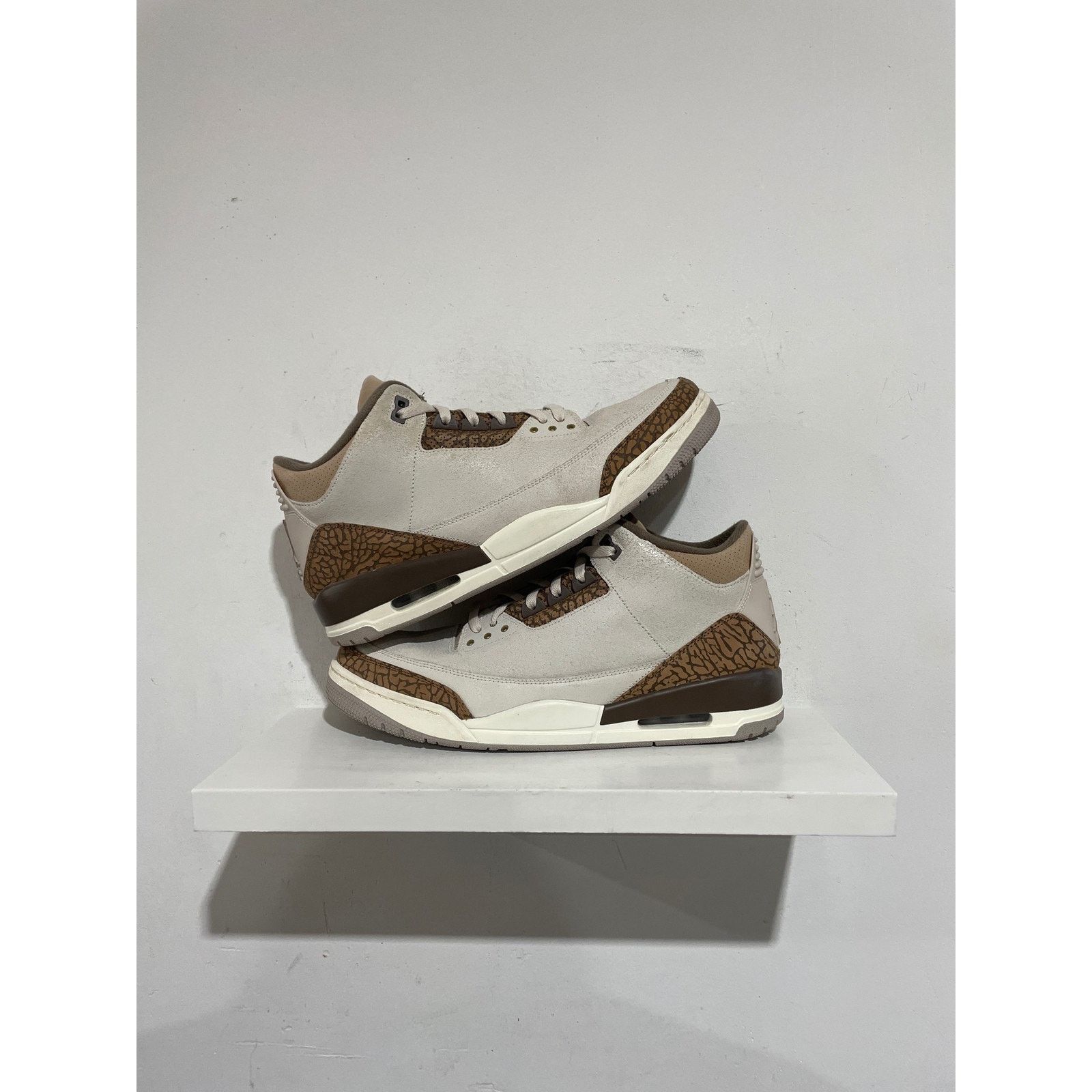 Nike NIKE JORDAN 3 PALOMINO SIZE 13 PREOWNED Size US 13 / EU 46 - 1 Thumbnail