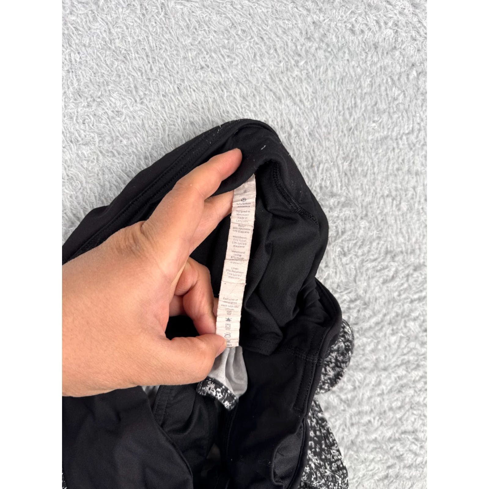 Lululemon Lululemon Shorts Women 8 Black White Speed Short 4-way Stretch 2.5" Swift W7AFSS - Adult Regular Length - Black Size 30" / US 8 / IT 44 - 4 Thumbnail