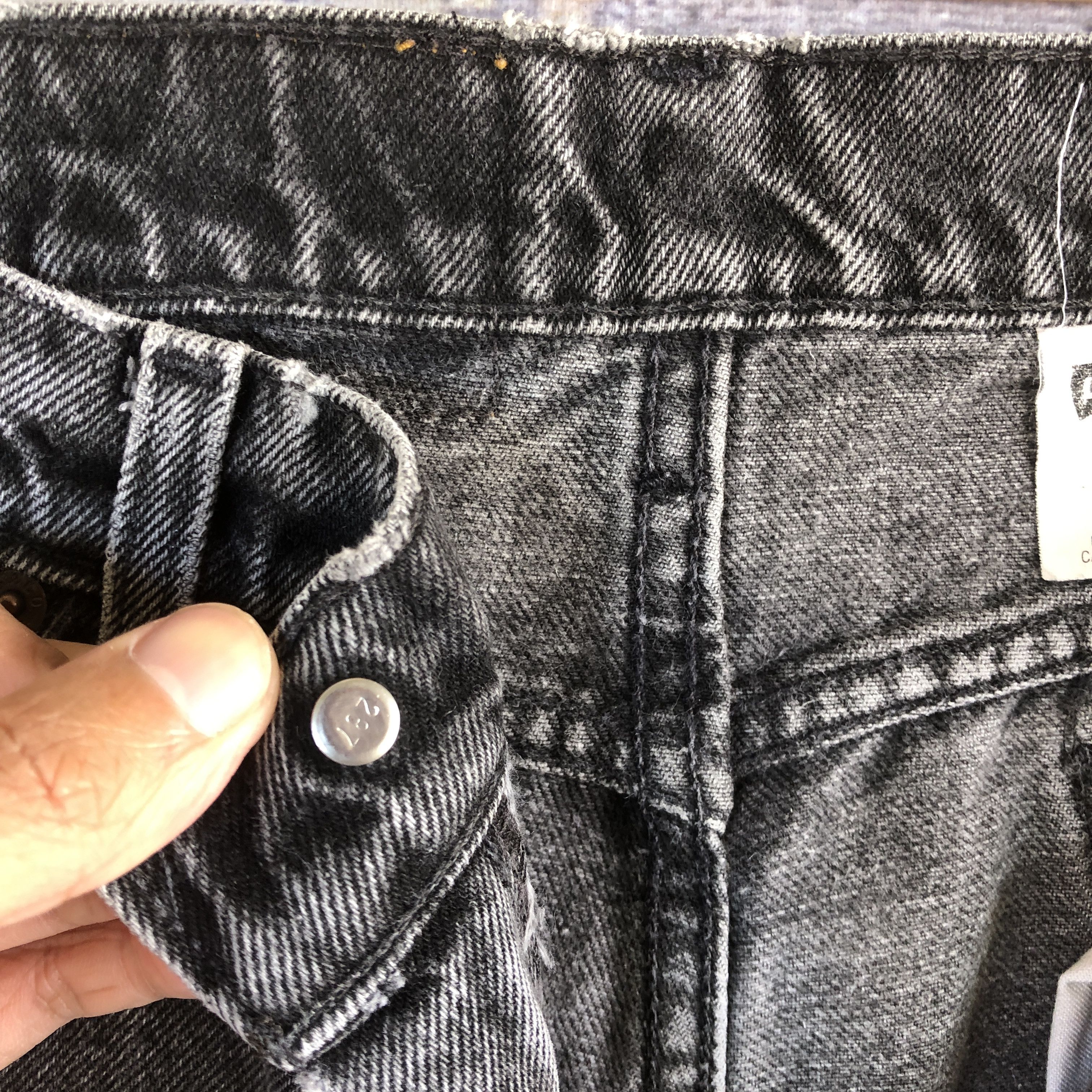 Levi's Vintage Levis 505 Jeans Faded Black Orange Tab Denim Grunge Size US 30 / EU 46 - 7 Thumbnail