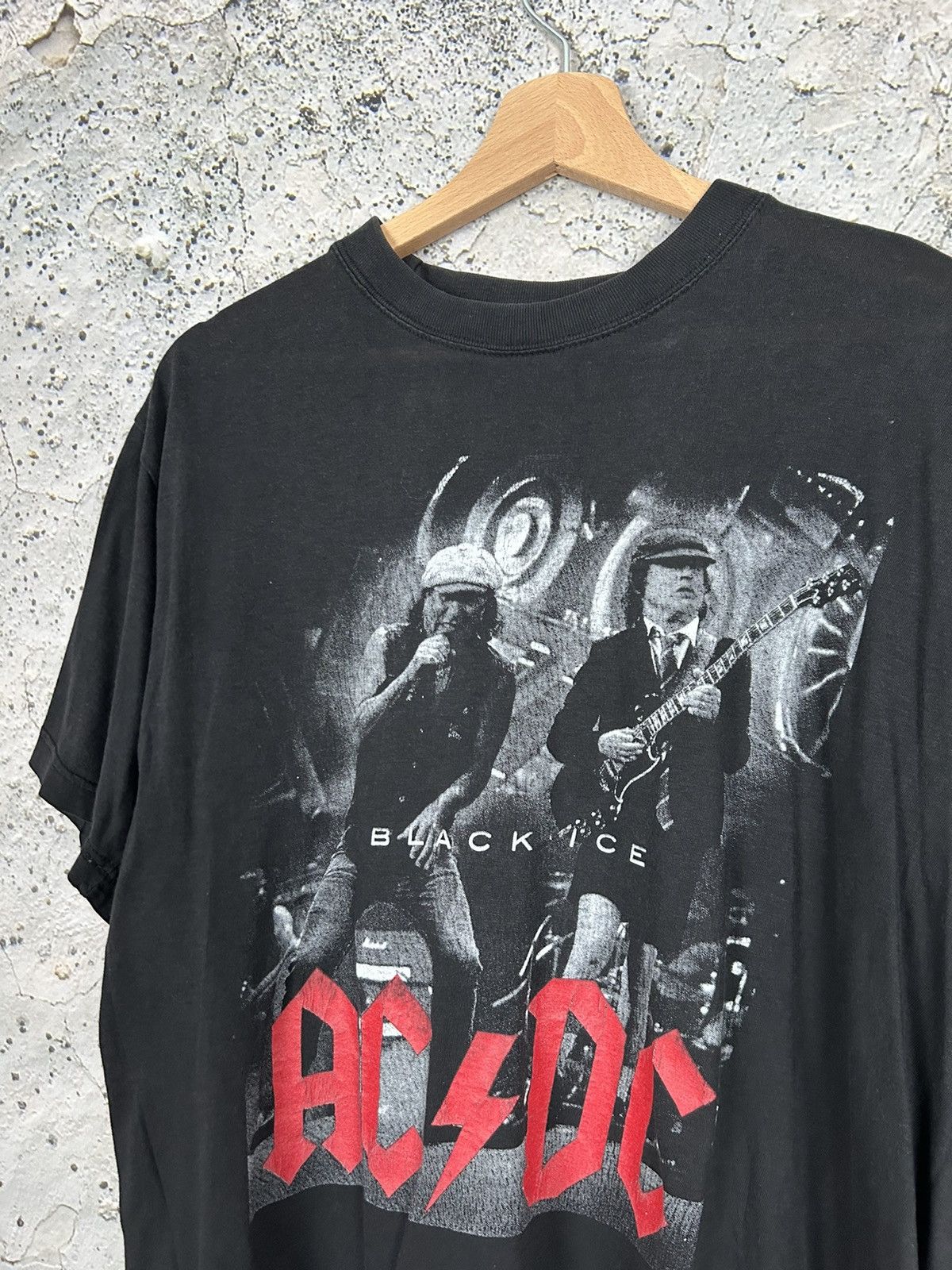 AC/DC Vintage AC DC Rock Band Tee Metal Graphic Avantgarde 90s Size US M / EU 48-50 / 2 - 3 Thumbnail