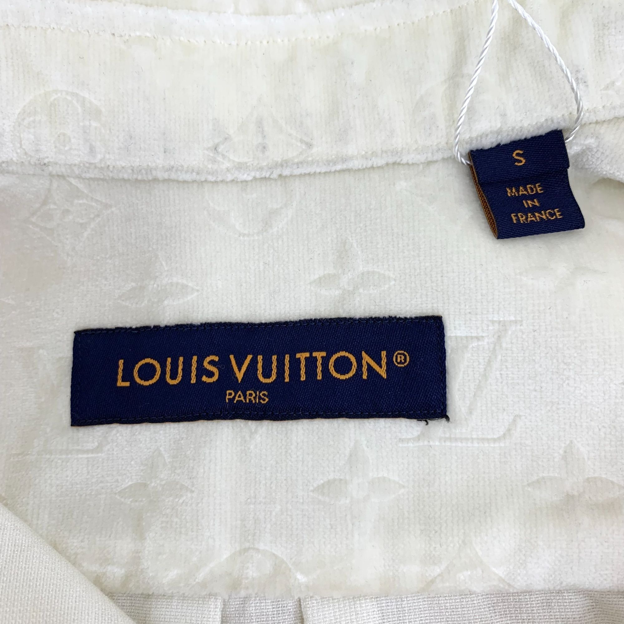 Louis Vuitton Louis Vuitton S White Logo Embossed Long-Sleeved Shirt 100% Size US S / EU 44-46 / 1 - 2 Thumbnail