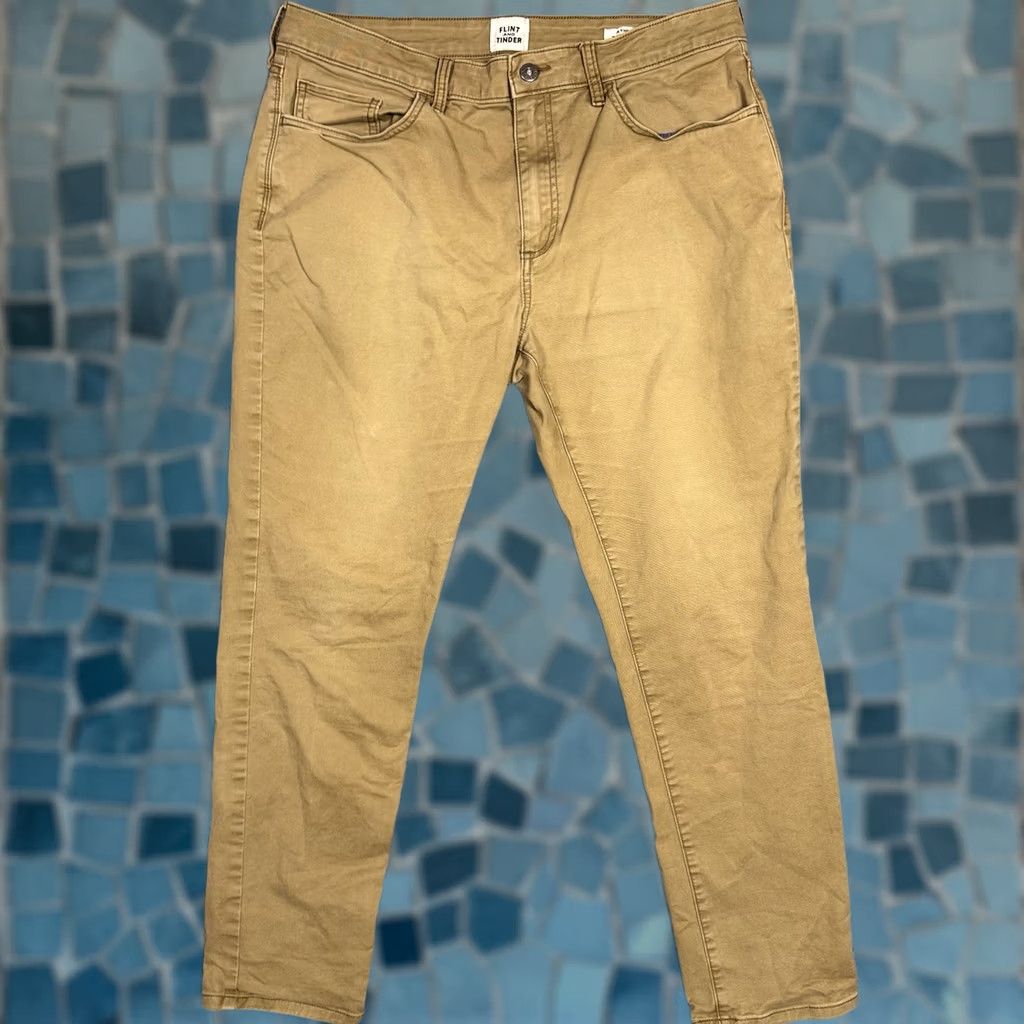 Vintage Flint & Tinder Pants Mens 34x30 Athletic Tapered Chino Fade 365 Everyday Brown Cotton Blend Spandex 5-Pocket Mens Fit Regular Inseam 29"} Size US 34 / EU 50 - 1 Thumbnail