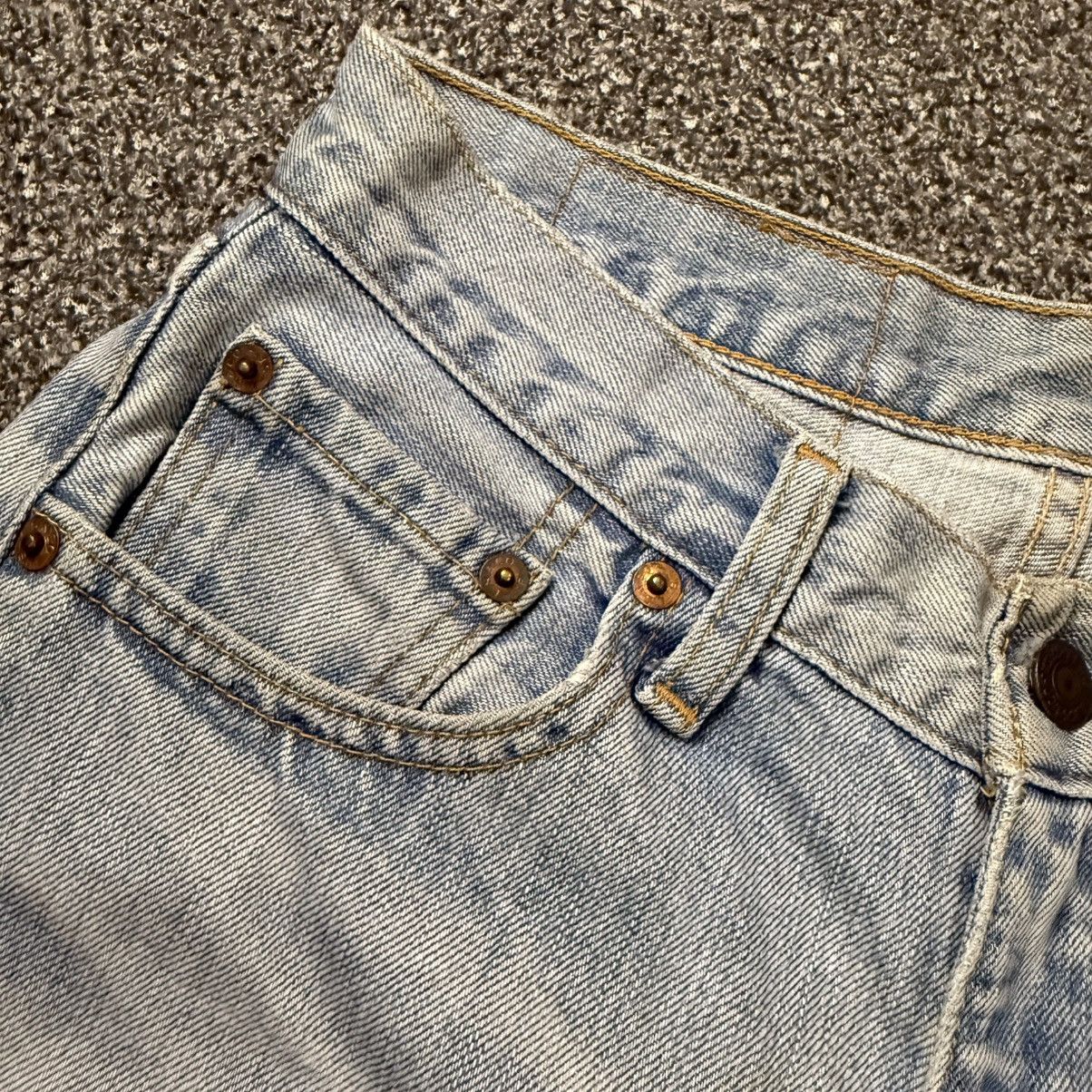 Beauty Beast 90s Levis 505 Distressed Aging Denim y2k Style Size US 28 / EU 44 - 10 Thumbnail