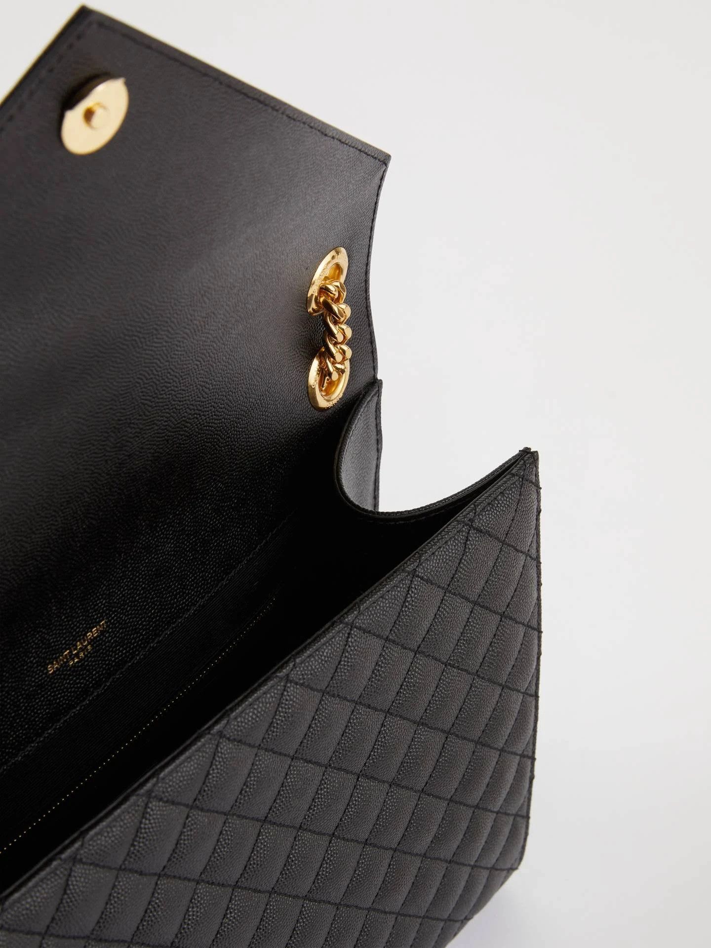 Saint Laurent Paris o1b1hav110924 Size: OS / Envelope Large Leather Bag in Black Size ONE SIZE - 2 Thumbnail