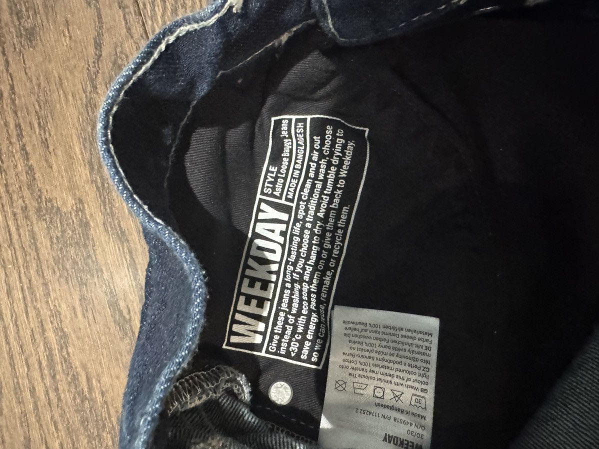 Weekday WEEKDAY INDIGO BAGGY ASTRO JEANS Size US 32 / EU 48 - 4 Thumbnail