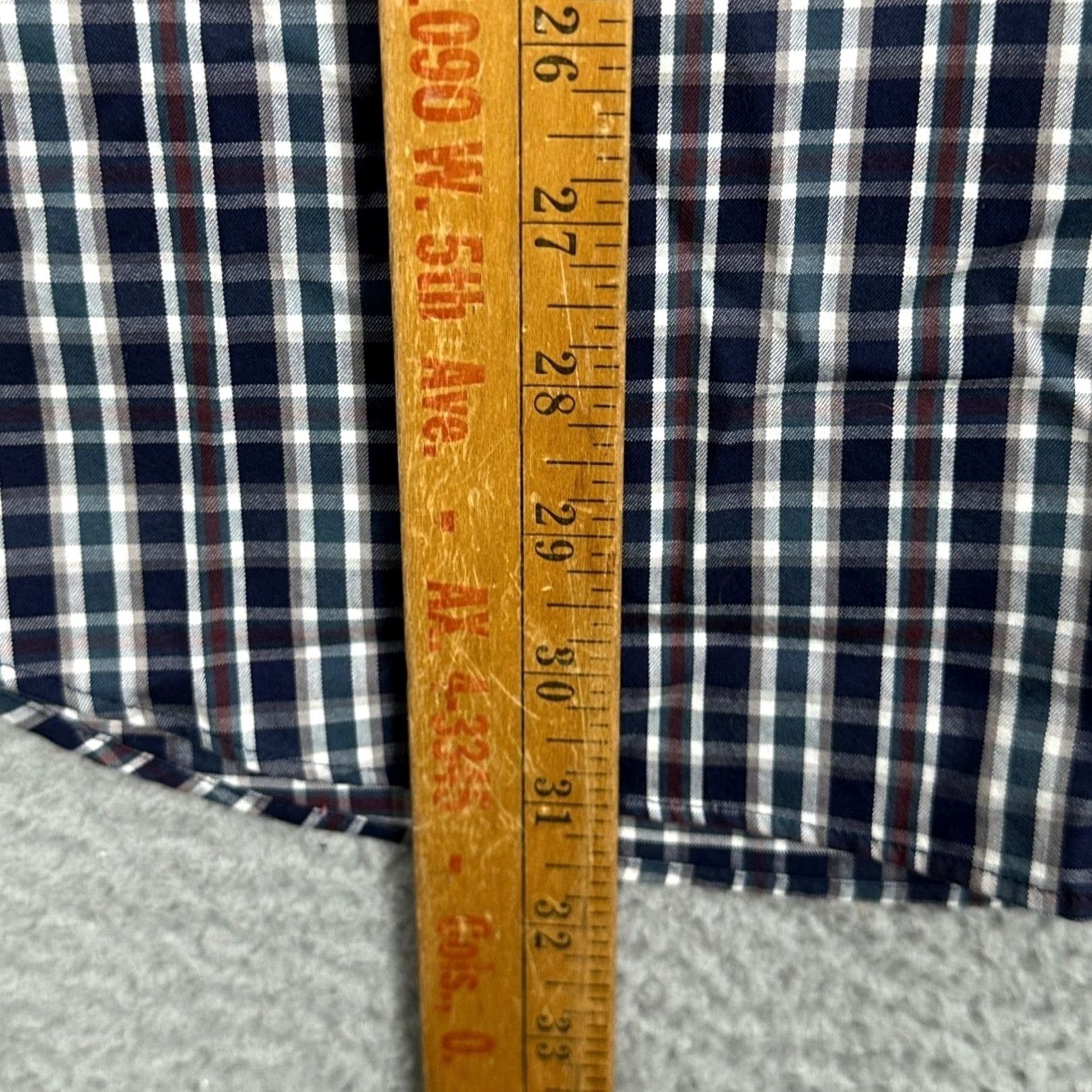 Duluth Trading Company Duluth Trading Co Shirt Mens Large Blue Plaid Wrinklefighter Button Up Trim Fit Size US L / EU 52-54 / 3 - 6 Thumbnail