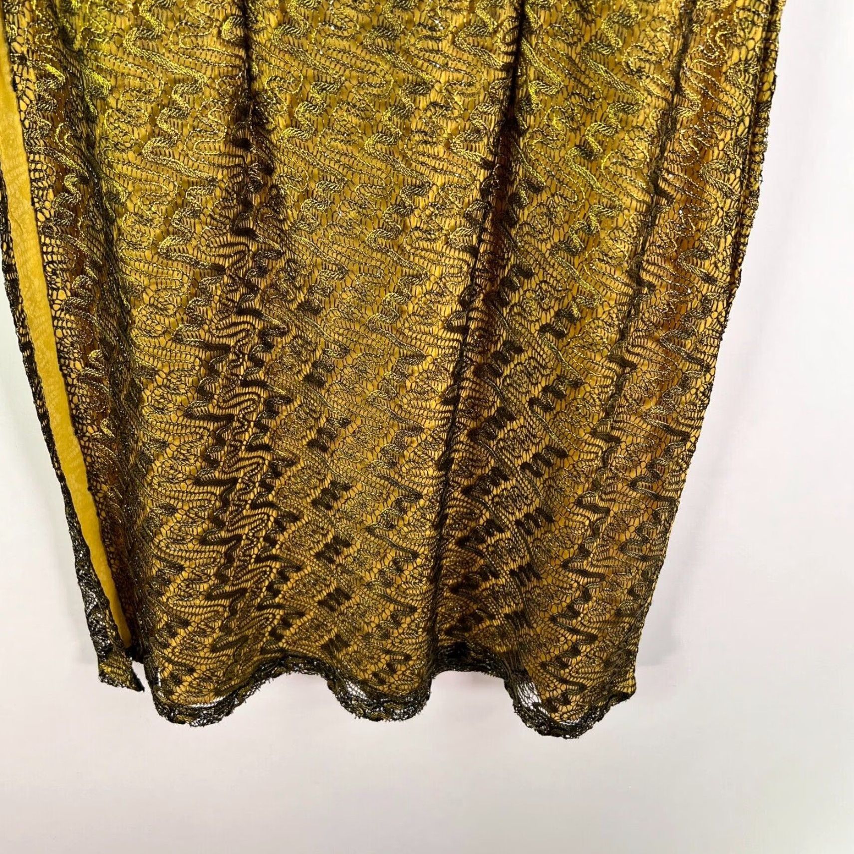 Vintage Brocade Silk Midi Dress XL Yellow Cap Sleeve Mock Neck A-Line Embroidered Flower Womens Size 40" / US 18 - 4 Thumbnail