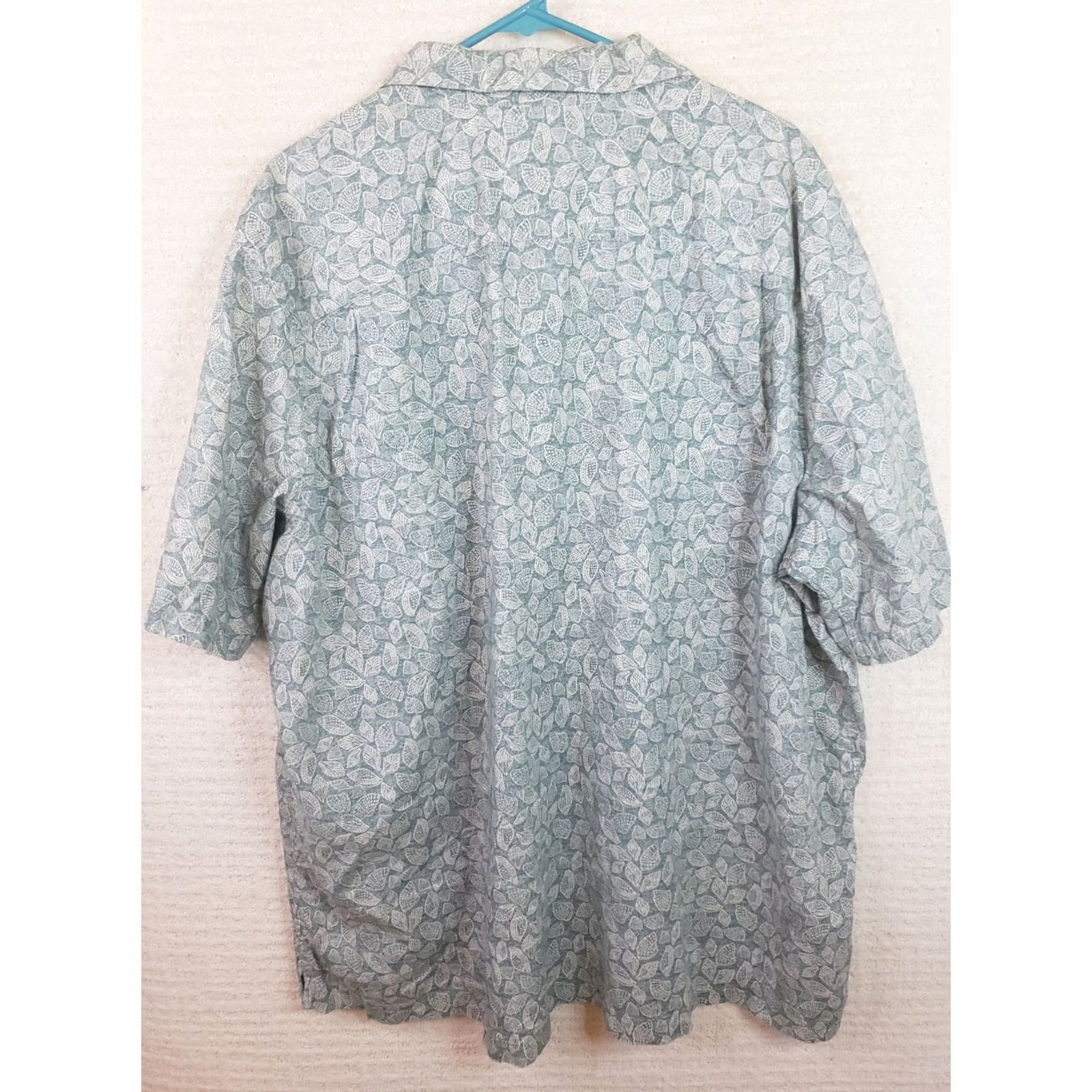 Vintage LL Bean SS Shirt Mens 2XL Teal Blue Geometric Seashell Pattern Button Up Casual Shirt Men Short Sleeve Traditional Fit Pocketed Beach Size US XXL / EU 58 / 5 - 7 Thumbnail