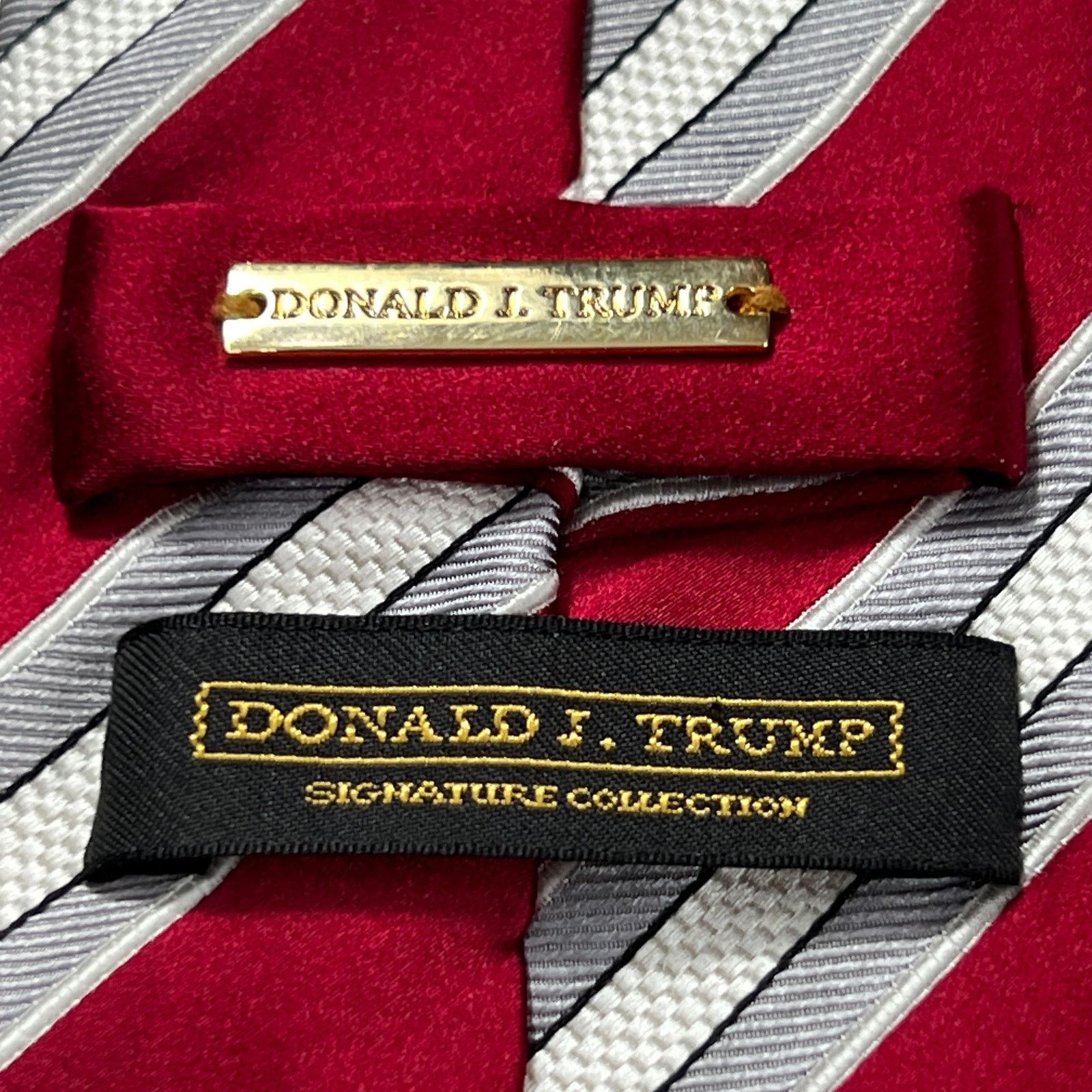 Donald Trump Donald Trump Signature Men Necktie Red Paisley 100% Silk Tie Size ONE SIZE - 3 Thumbnail