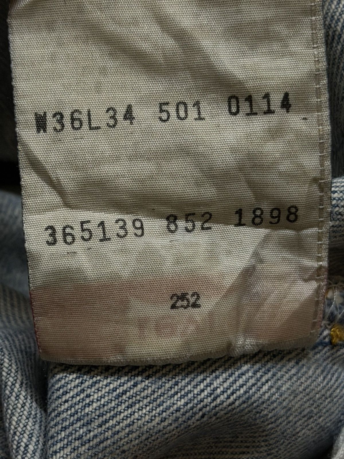 Levi's Vintage 90s Levis 501 Retro Blue Faded Wash Straight Leg Size US 35 - 8 Thumbnail