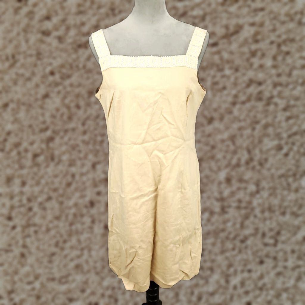 Evan Picone Evan Picone Dress Women 12 Beige Beaded Lined Shift Sleeveless Knee Length Square Neck NWT Size XL / US 12-14 / IT 48-50 - 1 Thumbnail