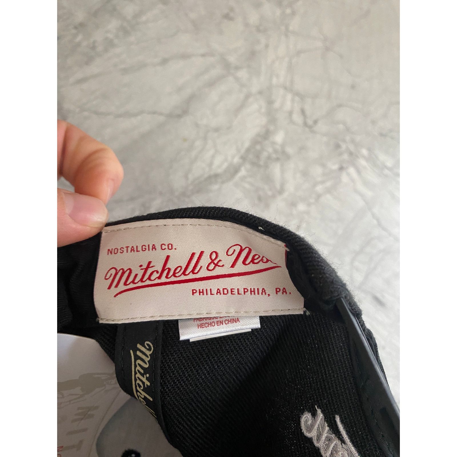 Mitchell & Ness NWOT LA Lakers Mitchell & Ness Snapback Hat Size ONE SIZE - 7 Thumbnail