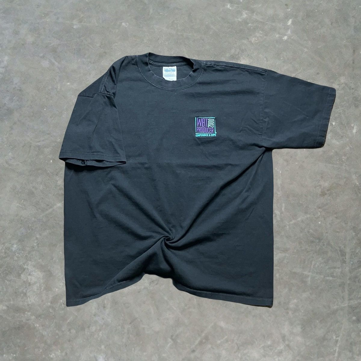Gildan × Vintage Vintage WBT Producer Conference and Expo 2000 Tee Size US XL / EU 56 / 4 - 1 Thumbnail