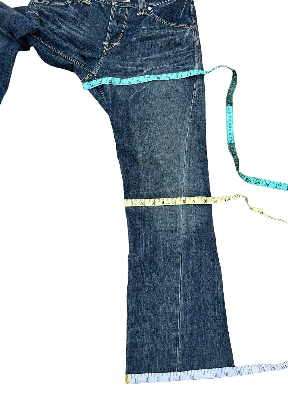 Levi's Vintage 2002 Levi’s Engineered Fade Denim Flare Jeans Size US 31 - 3 Thumbnail