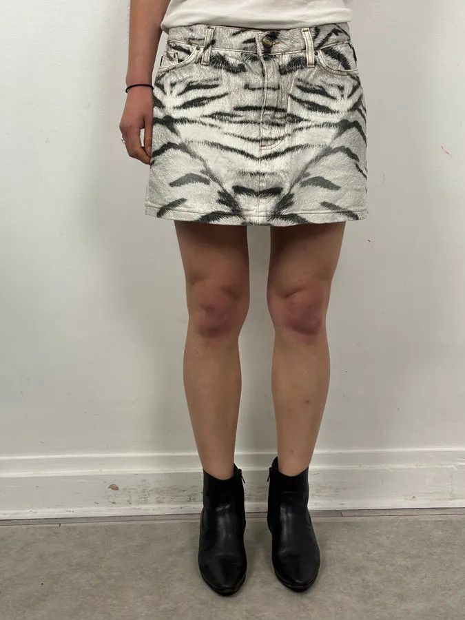 Just Cavalli SS2002 Cavalli White & Black Savage Zebra Skirt Size 29" - 1 Thumbnail