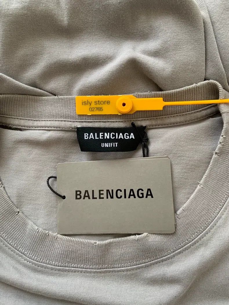 Other Balenciaga Solid Color Letter Printed Hole Short Sleeve T- Size US XS / EU 42 / 0 - 4 Thumbnail