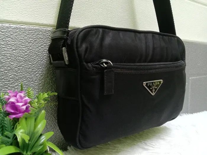 Prada Authentic Prada Camera Crossbody Bag Size ONE SIZE - 8 Thumbnail