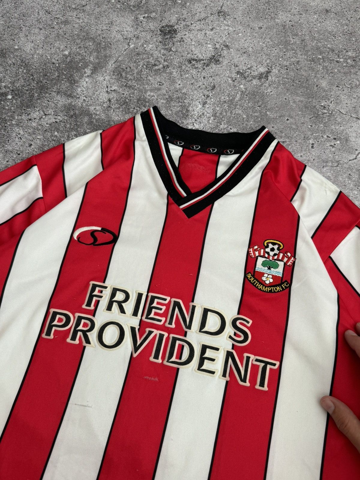 Vintage Vintage Southampton FC 9 LLOYD t-shirt jersey Size US L / EU 52-54 / 3 - 4 Thumbnail