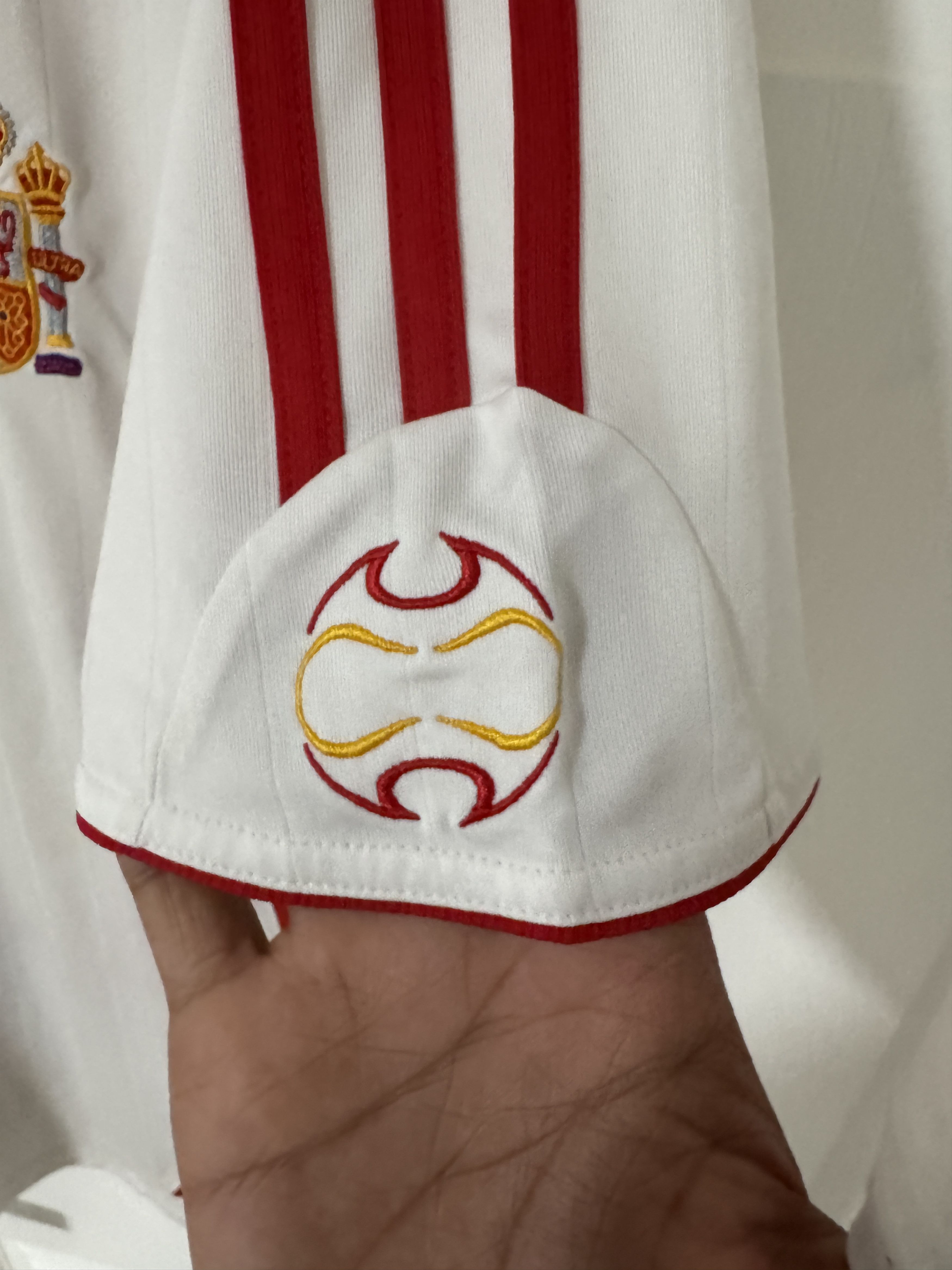 Adidas XAVI SPAIN 2006 WORLD CUP AWAY JERSEY ADIDAS MENS SIZE M Size US M / EU 48-50 / 2 - 4 Thumbnail