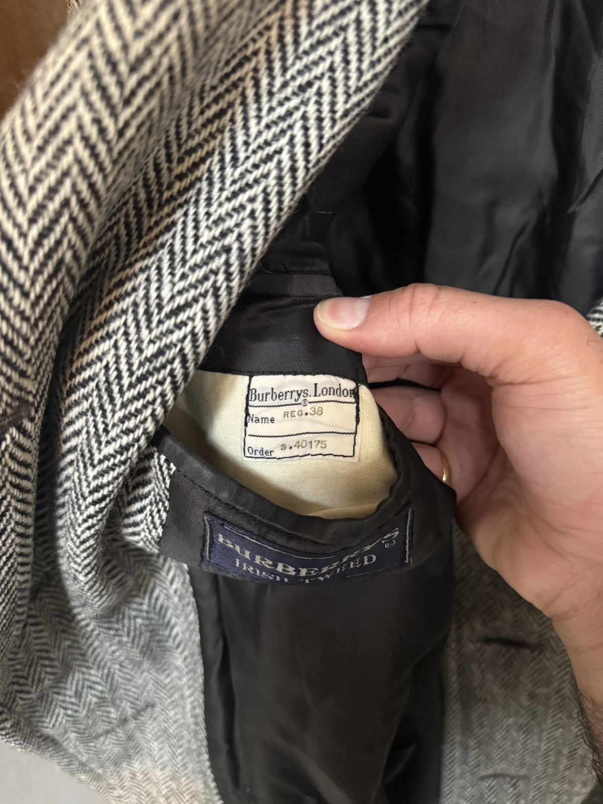 Burberry Vintage Burberry Irish Tweed Overcoat – Size 38R Medium Size US M / EU 48-50 / 2 - 15 Thumbnail
