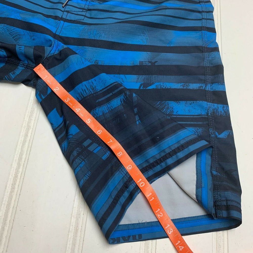 Oakley Oakley 36 Swim Trunks Surf Board Shorts Blue Swimming Stripe Size US 36 / EU 52 - 7 Thumbnail