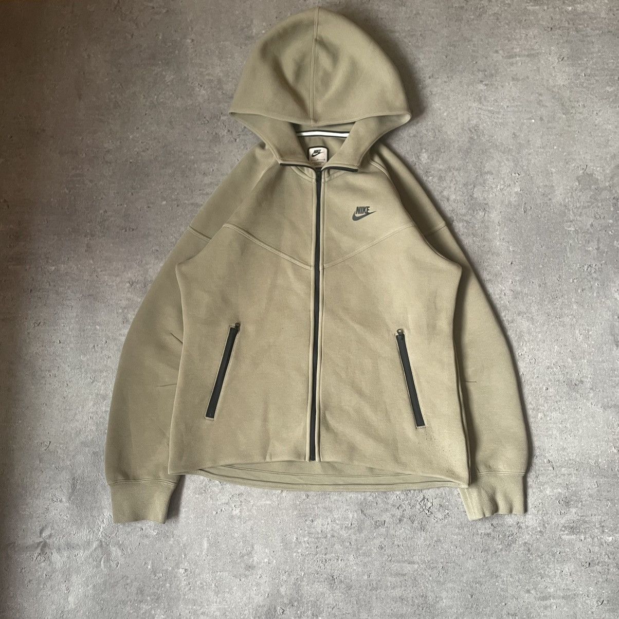 Vintage Nike Tech Flecce Begie Color