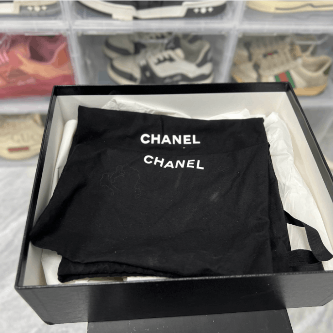 Chanel Chanel Low-Top Sneakers Size US 9 / IT 39 - 4 Thumbnail