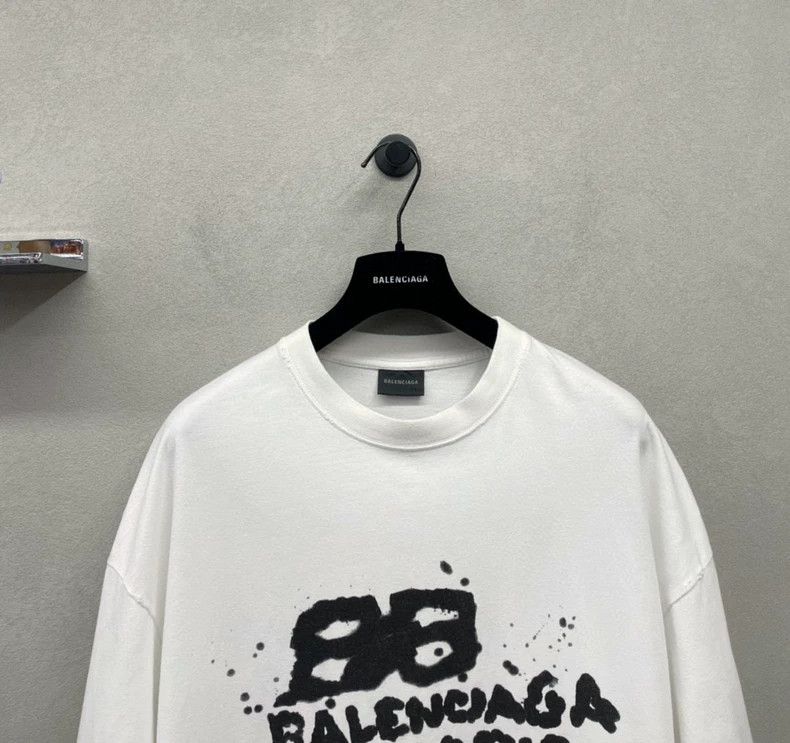 Balenciaga Balenciaga White Double B Short Sleeve Size US L / EU 52-54 / 3 - 5 Thumbnail