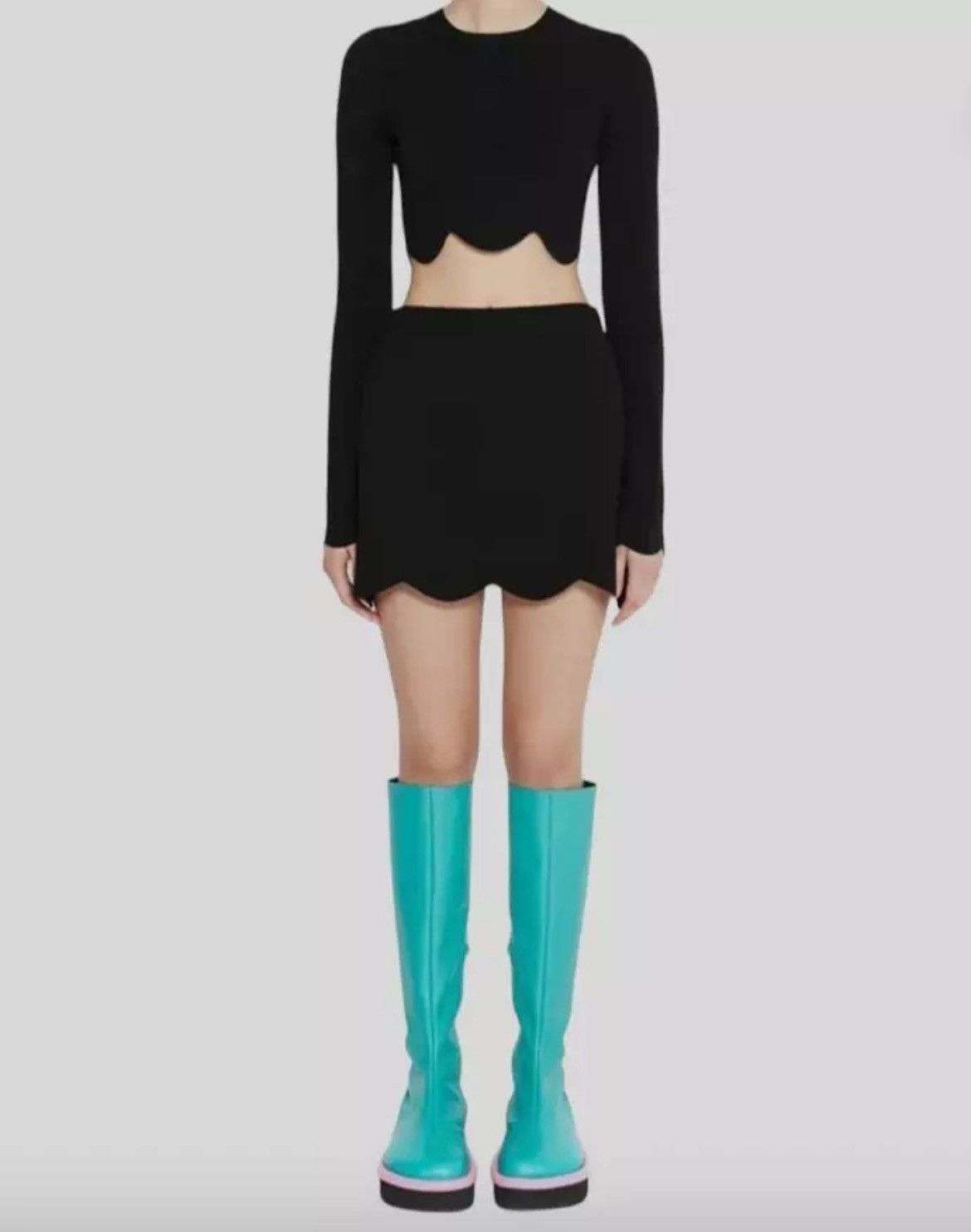 JW Anderson JW Anderson Scalloped Hem Cropped Fitted Sweater Size L / US 10 / IT 46 - 1 Thumbnail