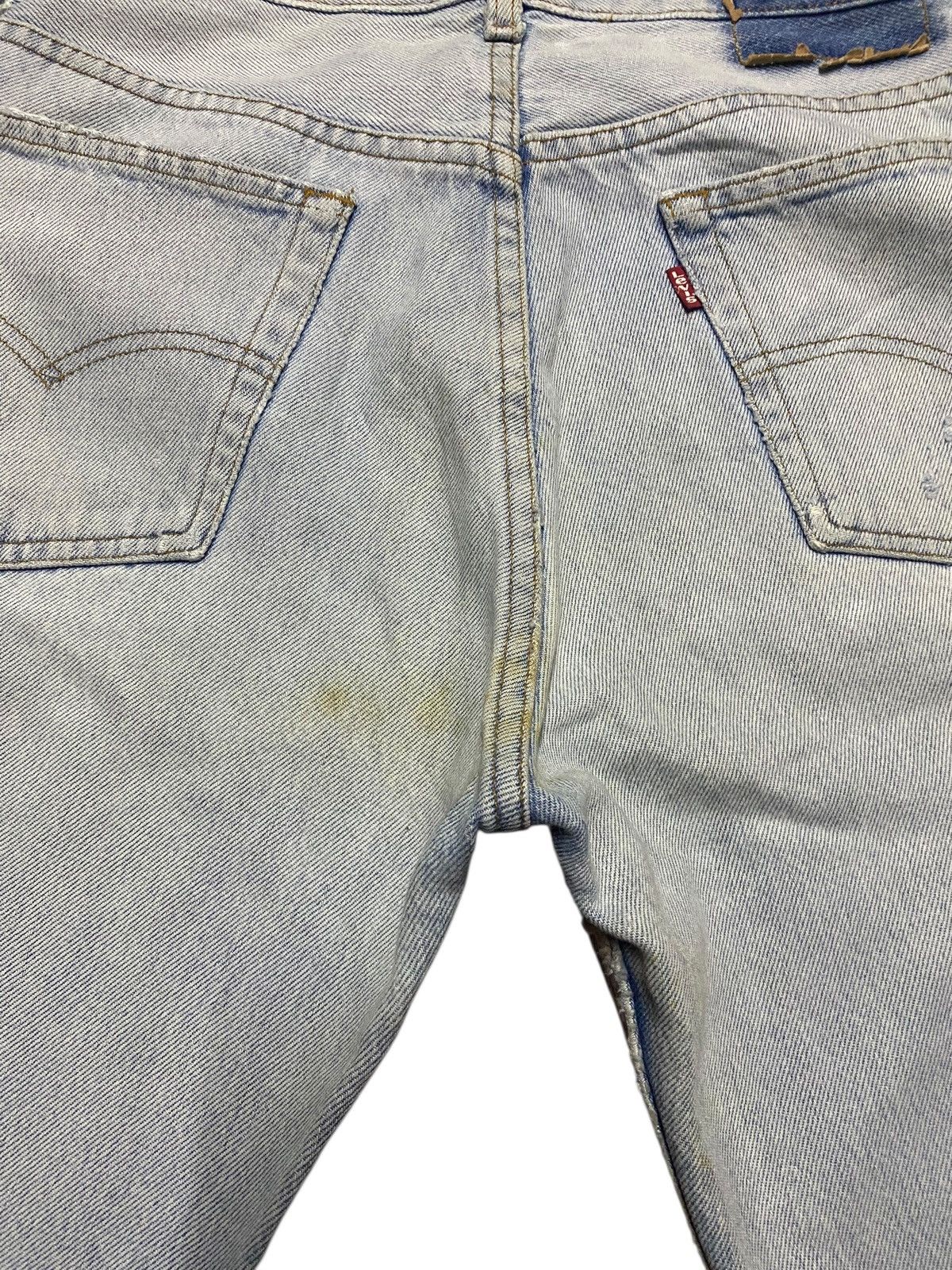 Levi's Vintage Clothing Vintage Levis 501 90s Light Wash Distressed Loose Jeans Size US 30 / EU 46 - 11 Thumbnail