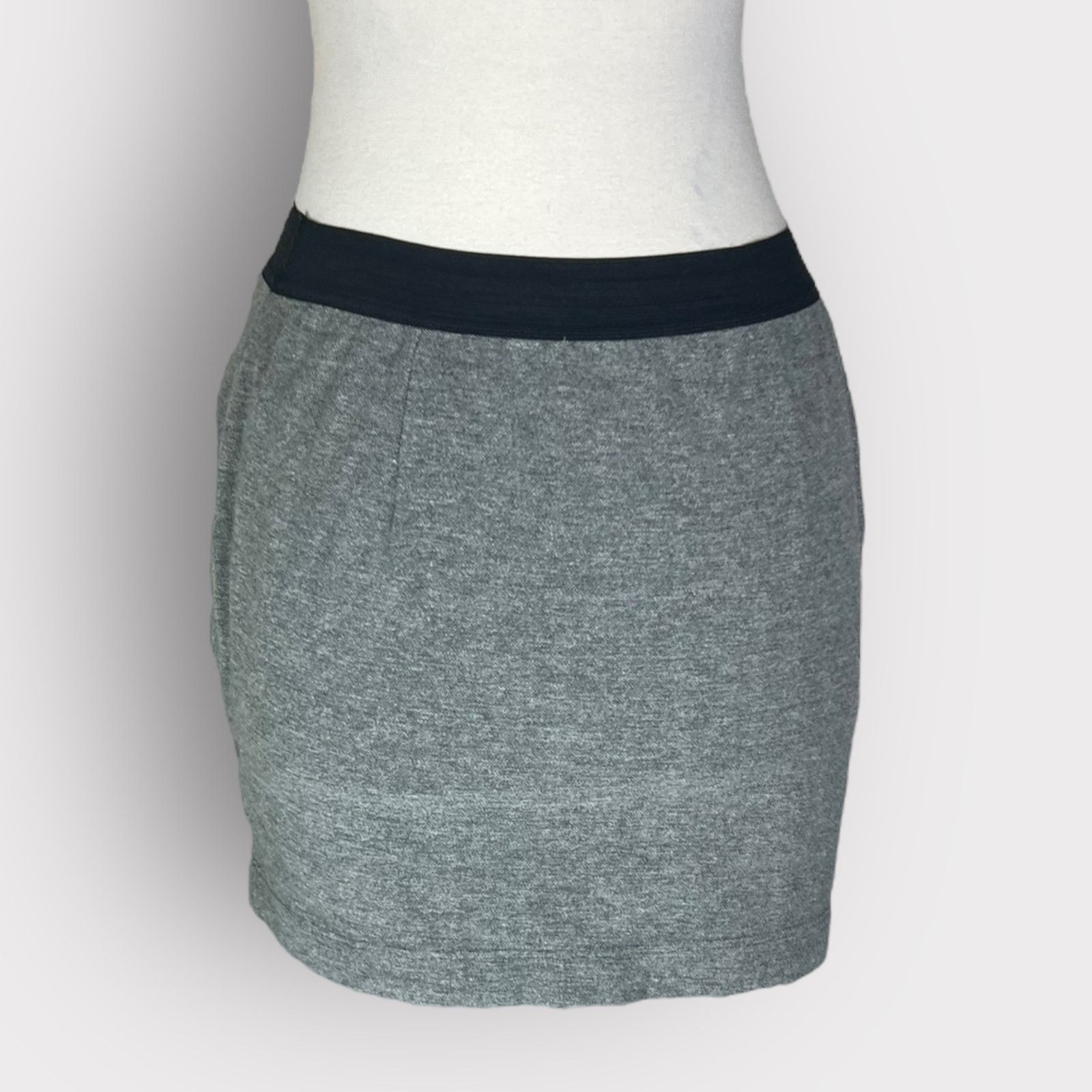 Urban Outfitters Silence + Noise | Gray Solid Chic Pencil Skirt | Medium Size 28" / US 6 / IT 42 - 5 Thumbnail