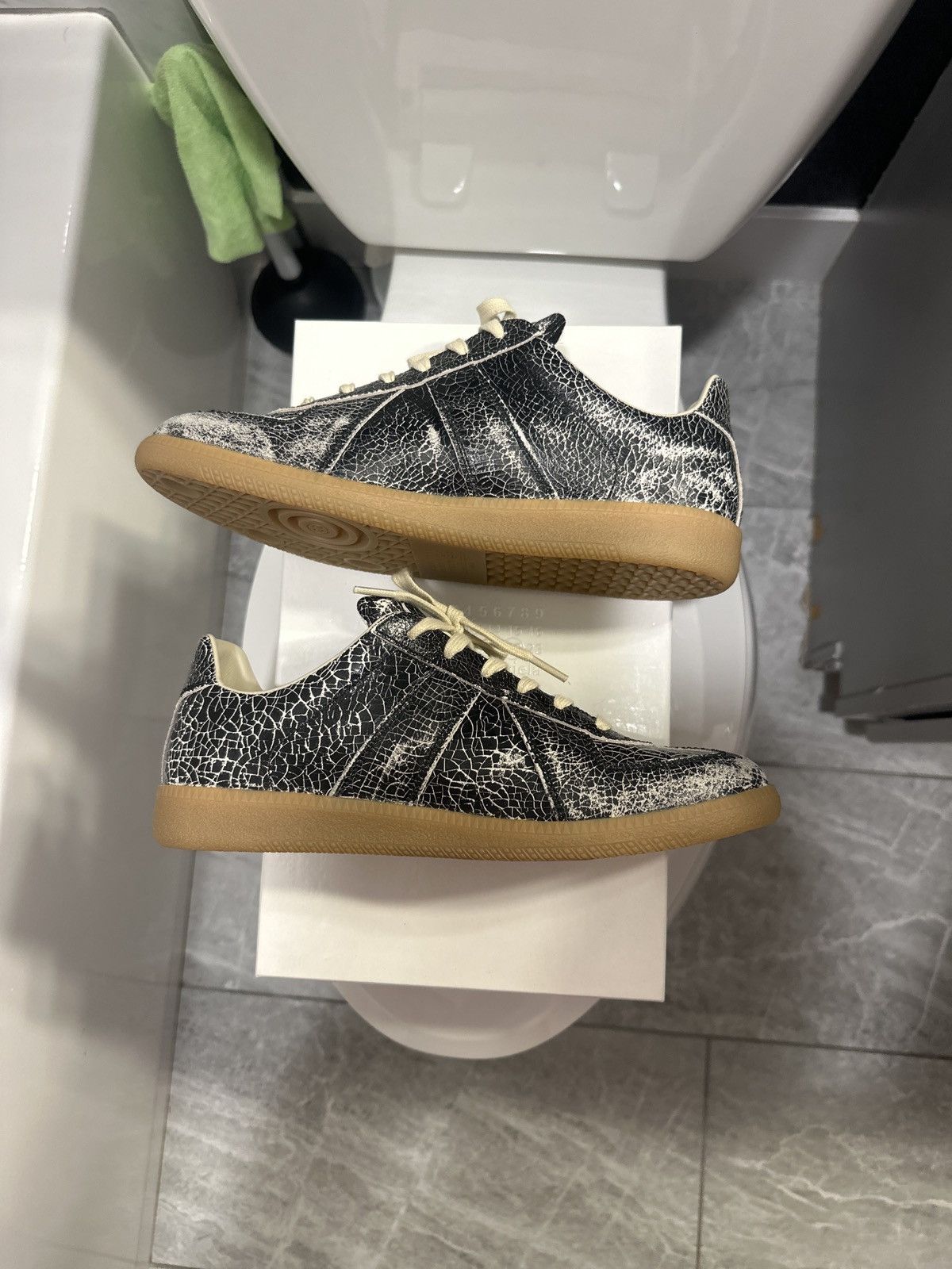 Maison Margiela Maison Margiela Replica Size US 8 / EU 41 - 2 Thumbnail