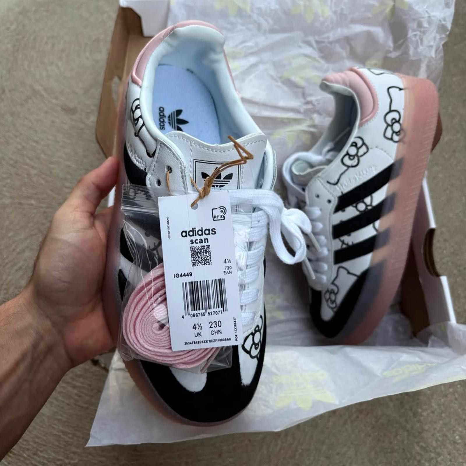 Adidas Adidas x Hello Kitty Samba “Valentine” – US 5 (Women’s) Size US 5 / IT 35 - 4 Thumbnail