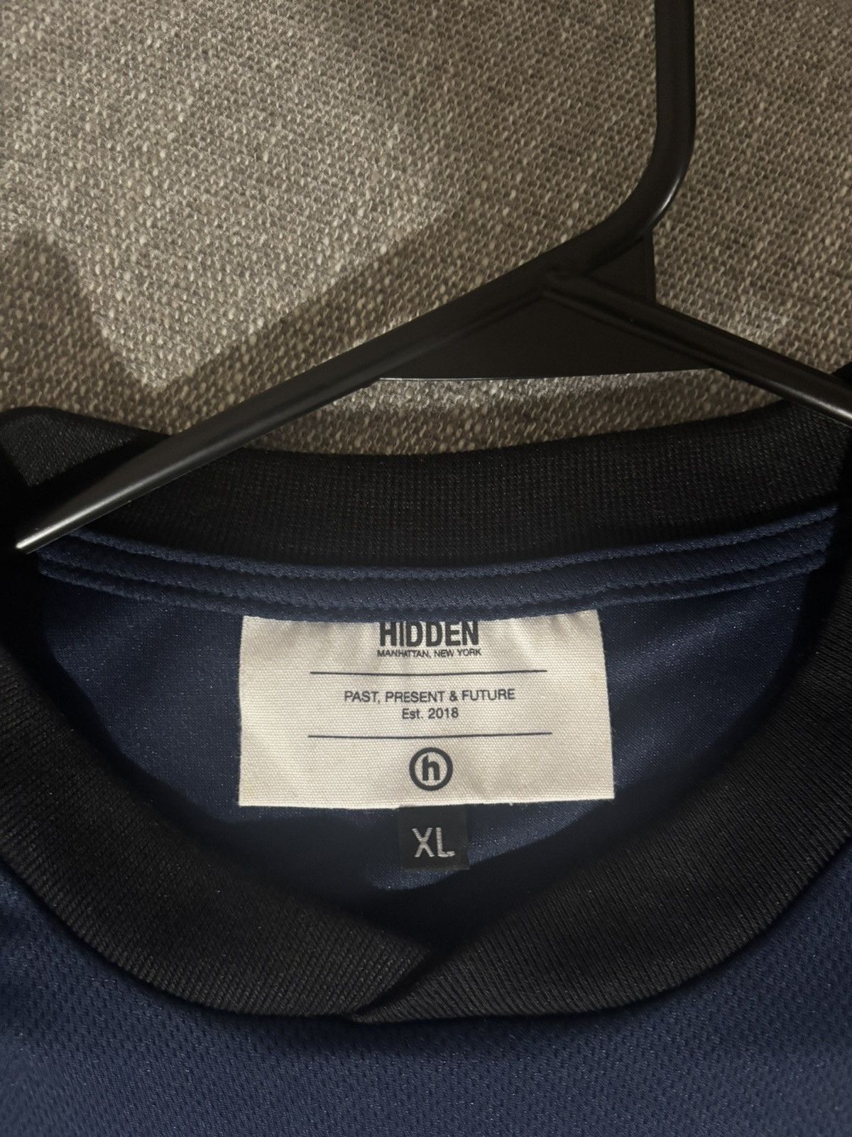 HIDDEN HIDDEN Soccer Jersey Size US XL / EU 56 / 4 - 3 Thumbnail
