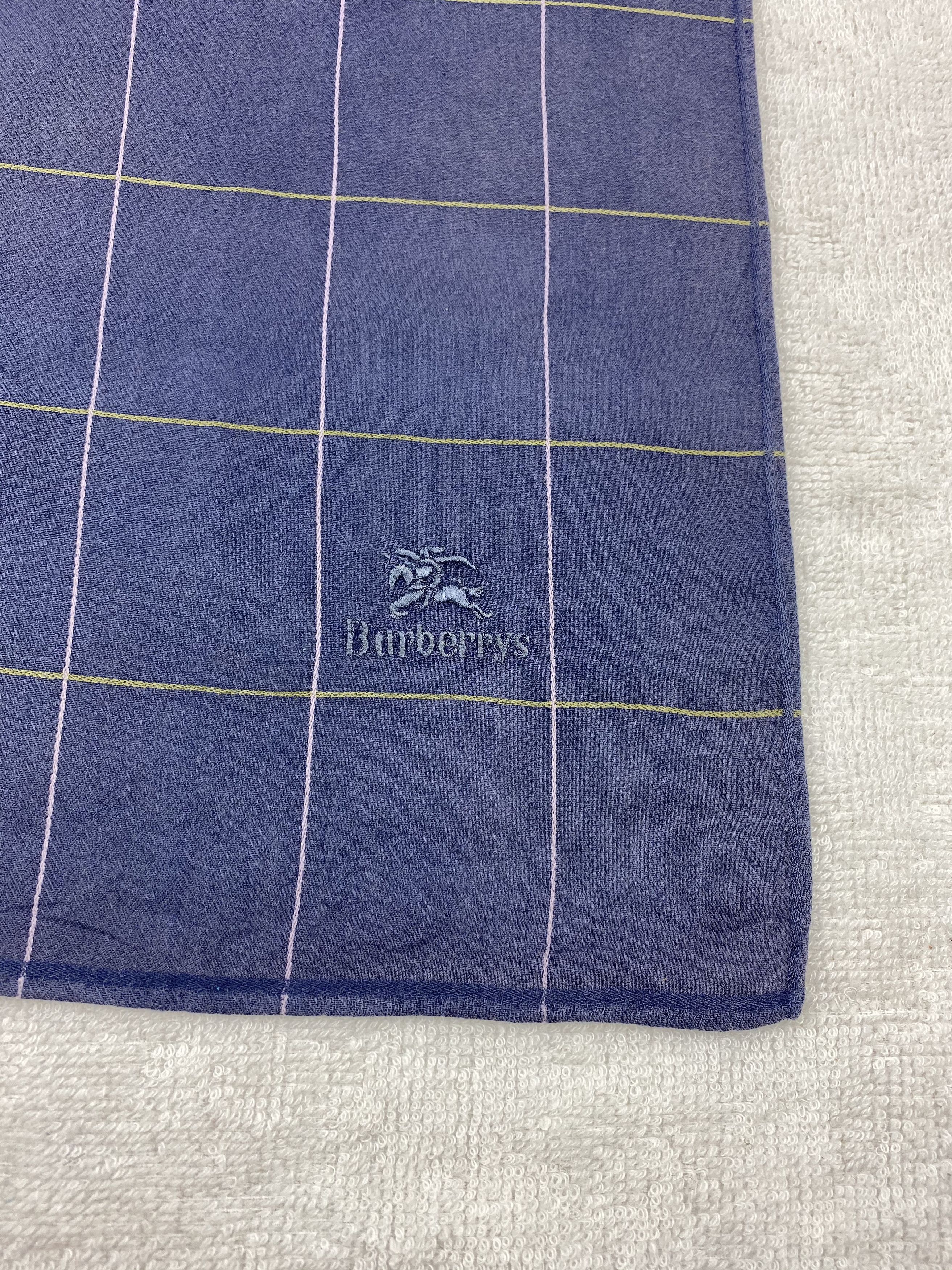 Burberry Burberry Handkerchief / Bandana / Neckerchief Size ONE SIZE - 5 Thumbnail