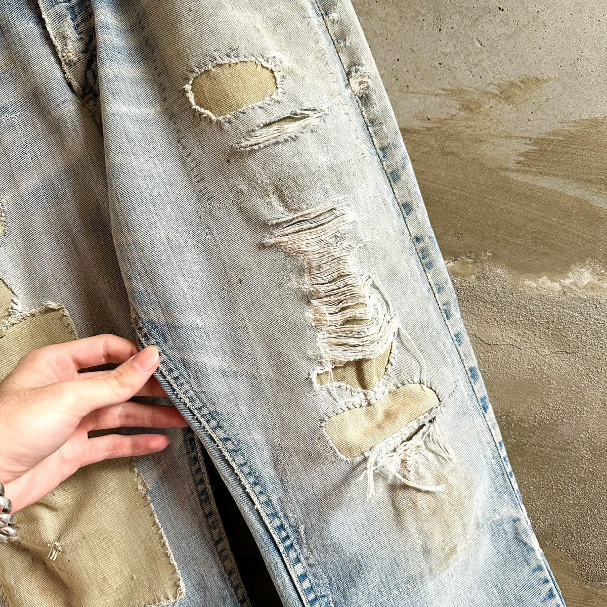 Lee × Vintage Vintage Lee THRASHED Sashiko Patchwork Repair Denim Size US 33 - 2 Thumbnail