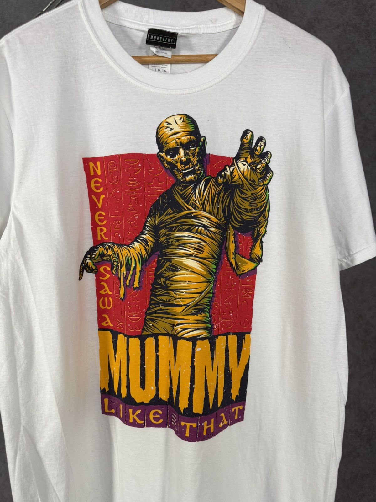 Universal Studios Mummy comics movie universal studios tee Size US L / EU 52-54 / 3 - 3 Thumbnail