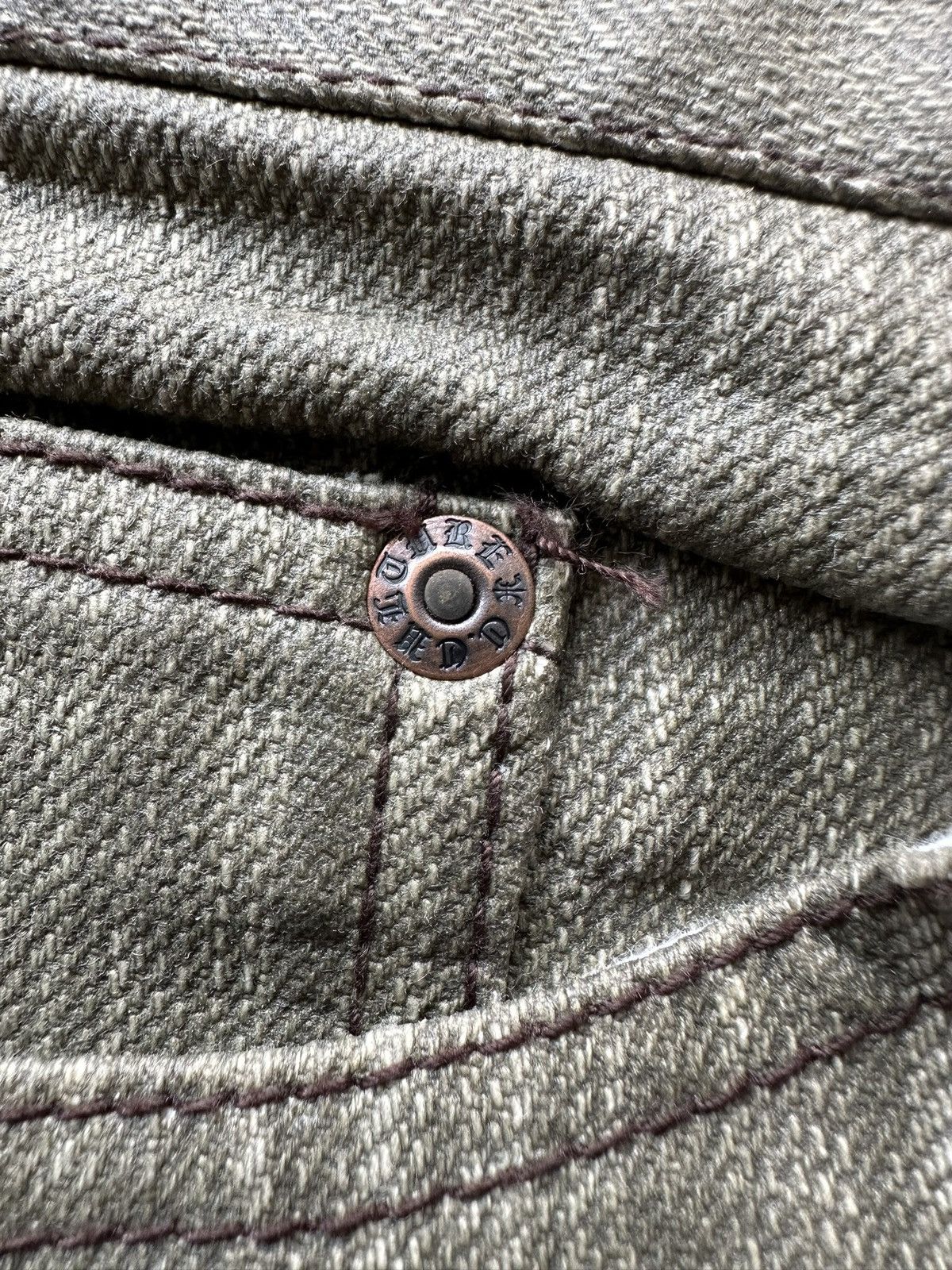 [32 x 21.5] Y2k Custom Culture short denim