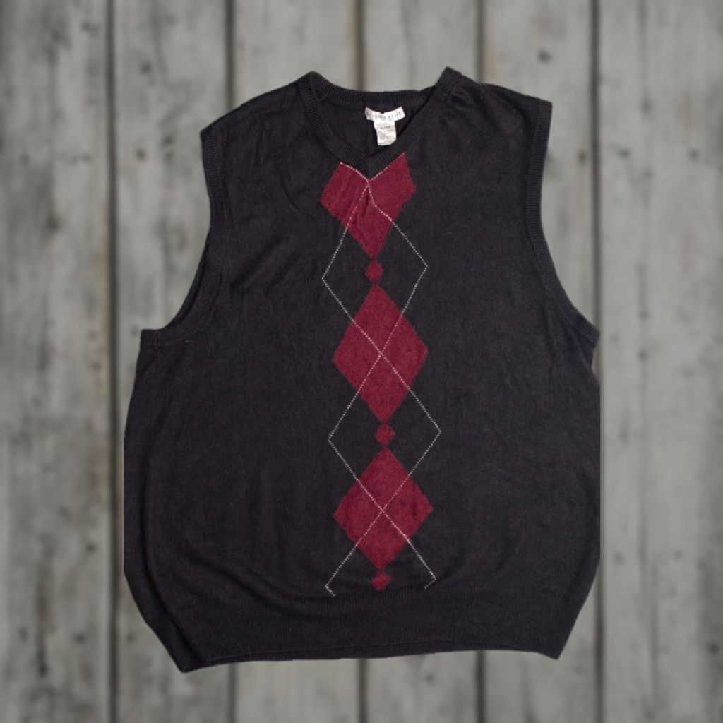X-LARGE VINTAGE Geoffrey Beene Argyle Sweater Vest X-Large Black Red Diamond Knit (no brand) Knitted Vest Mens X-Large Black Argyle Sweater Vest Size US XL / EU 56 / 4 - 1 Thumbnail