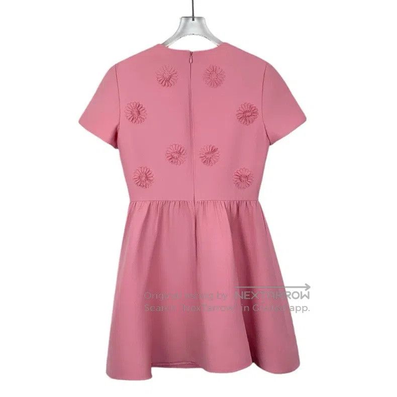 Valentino Valentino Flower embroidered crew neck short sleeve dress Size M / US 6-8 / IT 42-44 - 2 Thumbnail