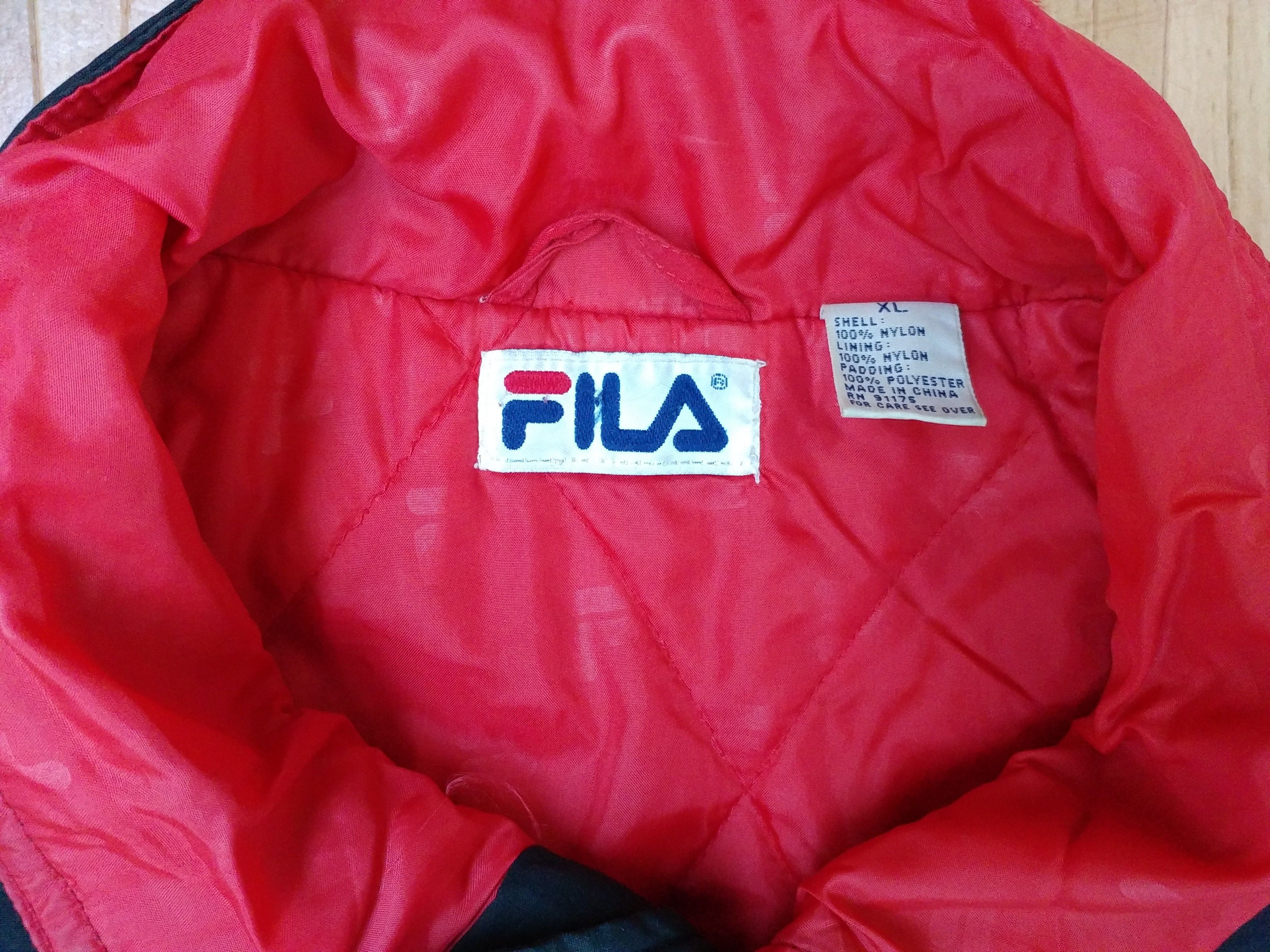 Fila FILA jacket, black, vintage, 90s hip hop windbreaker size XL Size US XL / EU 56 / 4 - 11 Thumbnail