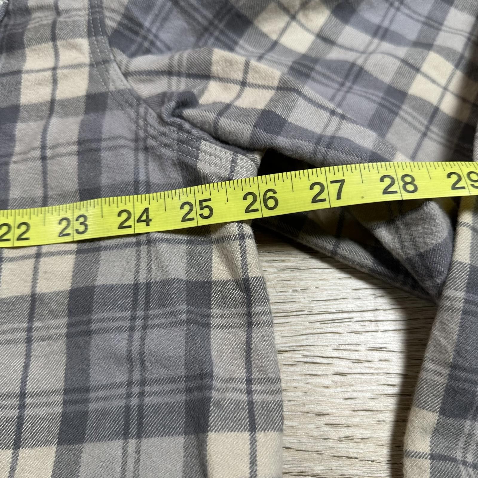 Carhartt Carhartt Mens Heavy Flannel XL Gray Cream Plaid Loose Fit Size US XL / EU 56 / 4 - 7 Thumbnail