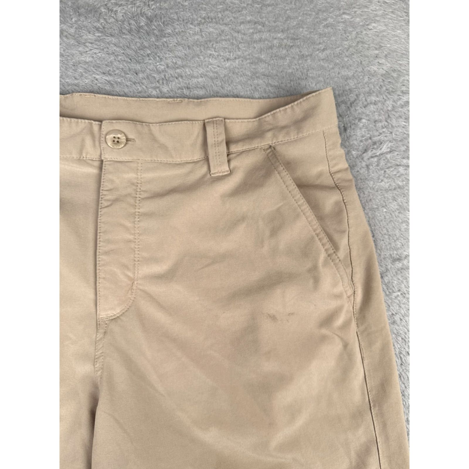 Vintage Columbia Mens Shorts Casual Chino Beige 34x10 Flat Front Polyester Cotton PFG Boating Size US 34 / EU 50 - 5 Thumbnail