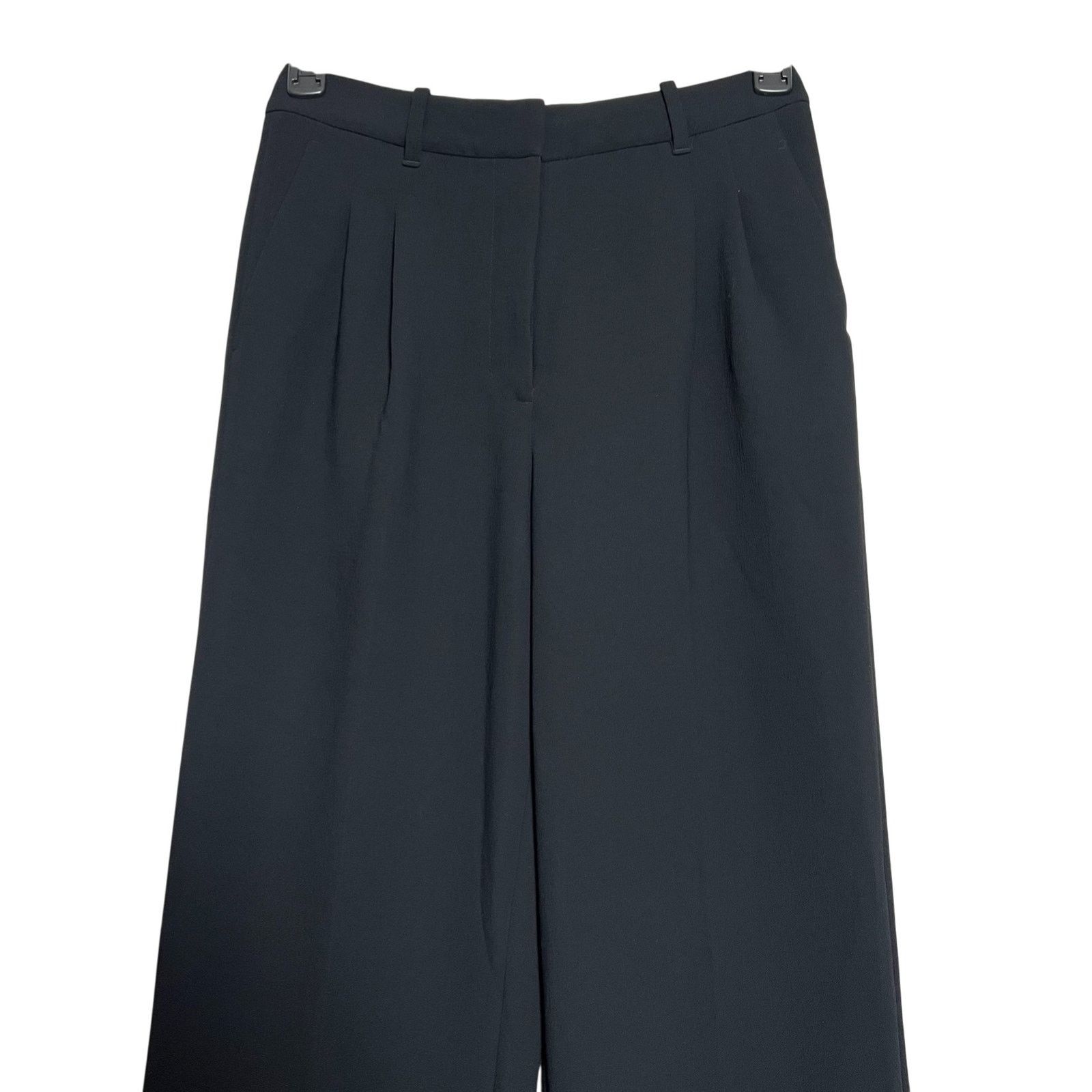 Aritzia Wilfred Effortless Pant Black Pleated Wide Leg Crepe 6 Size 28" / US 6 / IT 42 - 8 Thumbnail