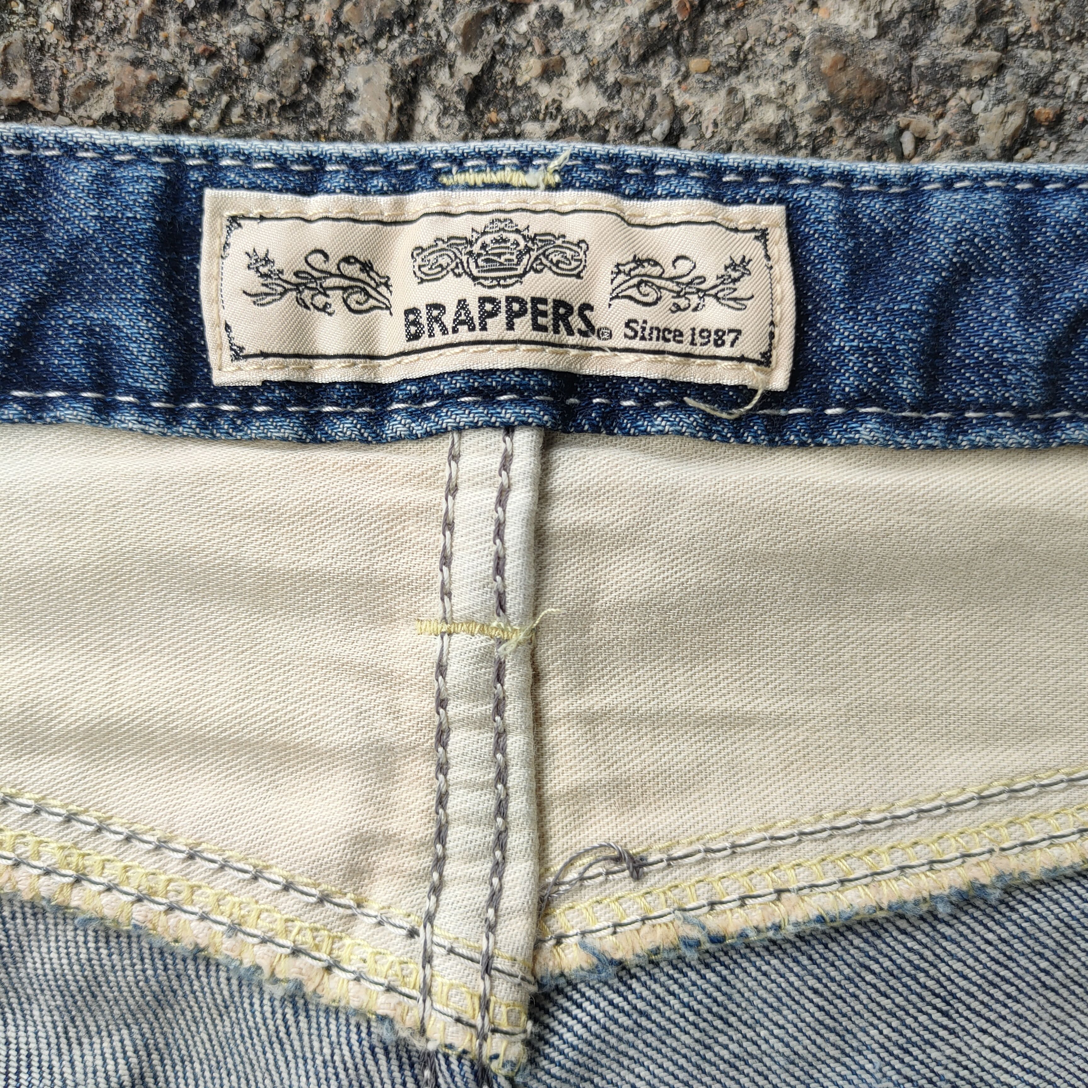 Japanese Brand VINTAGE JAPANESE FADED BLUE JEANS DENIM PANTS Size US 31 - 11 Thumbnail
