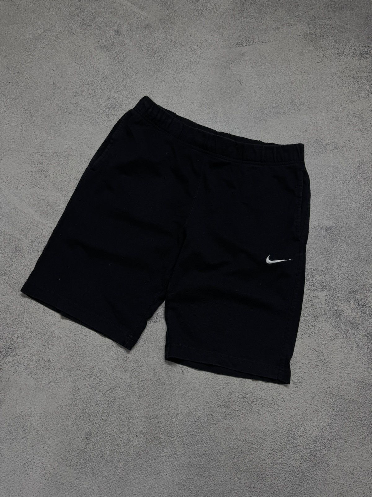 Nike Vintage Y2k Nike Swoosh Shorts Size US 32 / EU 48 - 2 Thumbnail