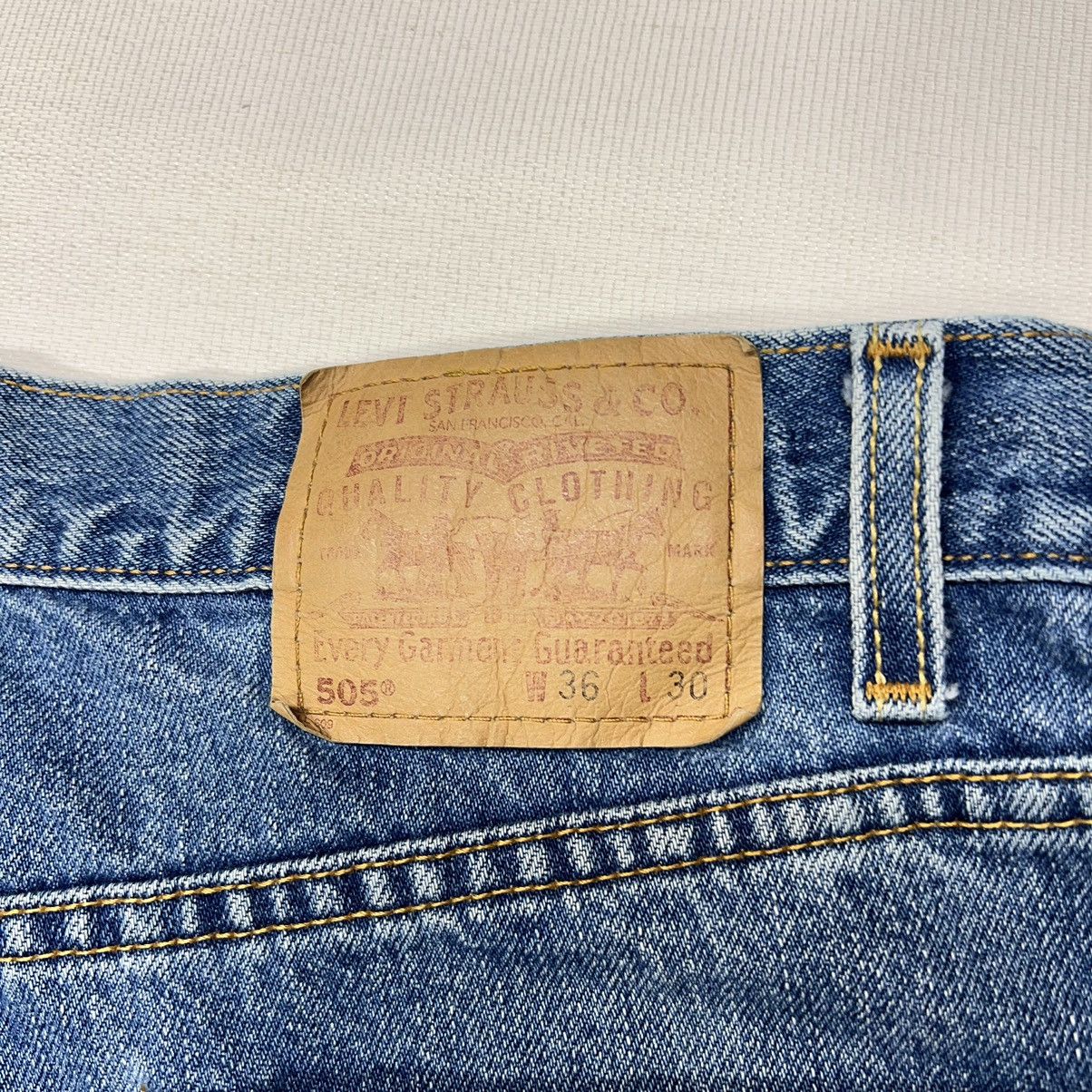 Levi's × Vintage VTG Levis 505 Jeans Blue Regular Fit Straight Denim Faded Size US 36 / EU 52 - 13 Thumbnail