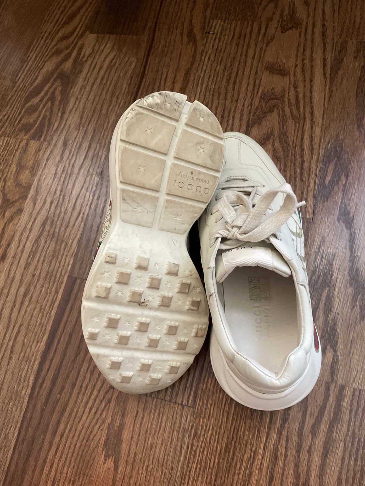 Gucci Womens Ivory Rhyton Gucci Logo Leather Sneaker (Size 36) Size US 6 / IT 36 - 7 Thumbnail