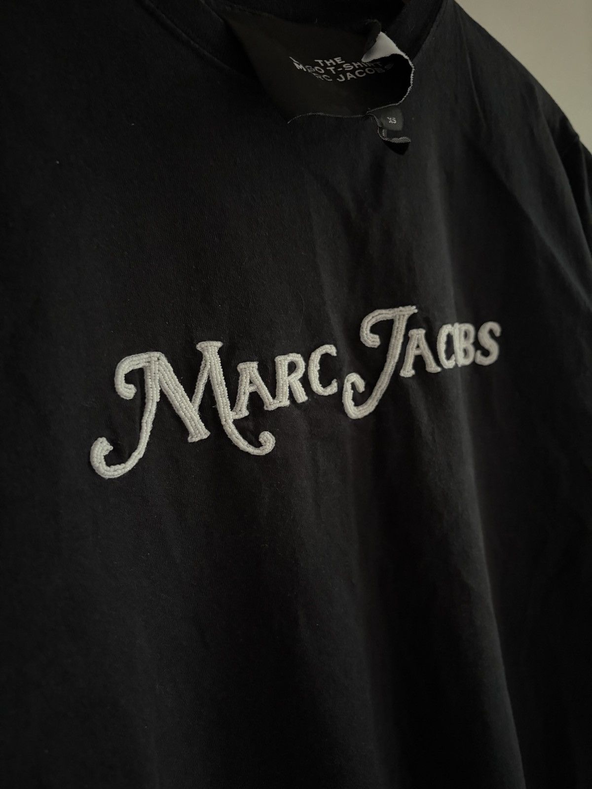 Marc Jacobs Marc Jacobs Black Beaded Logo T-Shirt Size US XS / EU 42 / 0 - 3 Thumbnail